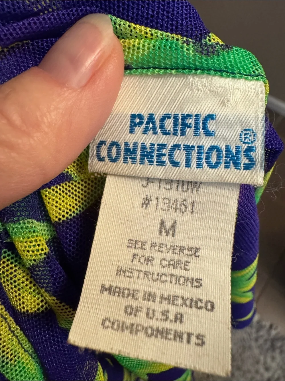 PACIFIC CONNECTIONS Sarong Swimsuit Coverup Skirt Hibiscus Floral Purple Green
